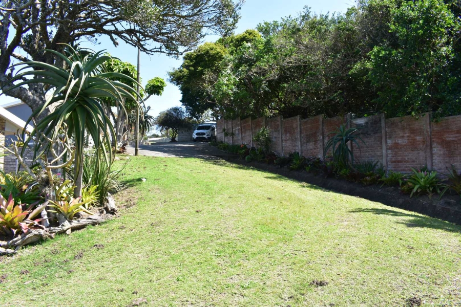 5 Bedroom Property for Sale in Kidds Beach Eastern Cape